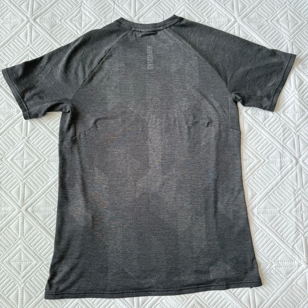 Gymshark Apex Mesh Tee Size Small - Picture 7 of 10